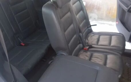 Volkswagen Touran III, 2003 год, 680 000 рублей, 13 фотография