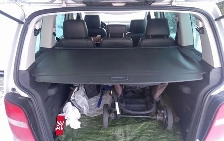 Volkswagen Touran III, 2003 год, 680 000 рублей, 16 фотография