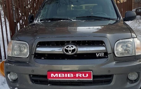 Toyota Sequoia II рестайлинг, 2005 год, 2 500 000 рублей, 1 фотография