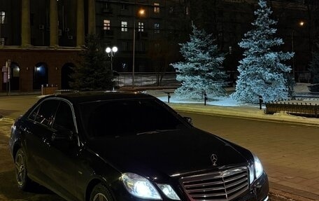 Mercedes-Benz E-Класс, 2011 год, 1 800 000 рублей, 1 фотография