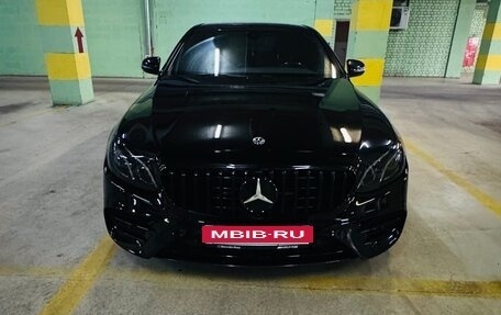 Mercedes-Benz E-Класс, 2019 год, 3 790 000 рублей, 3 фотография