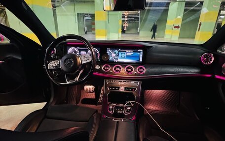 Mercedes-Benz E-Класс, 2019 год, 3 790 000 рублей, 10 фотография