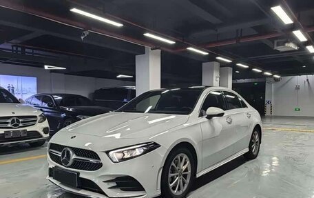 Mercedes-Benz A-Класс, 2022 год, 1 990 000 рублей, 1 фотография