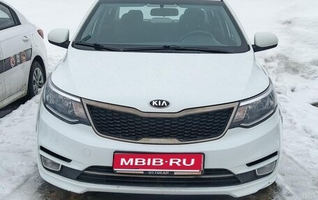 KIA Rio III рестайлинг, 2015 год, 620 000 рублей, 1 фотография