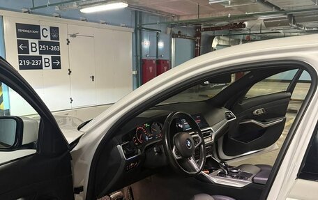 BMW 3 серия, 2019 год, 3 700 000 рублей, 16 фотография