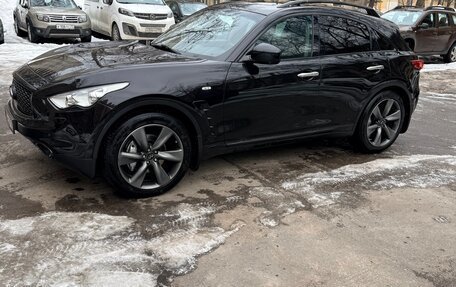 Infiniti QX70, 2013 год, 2 200 000 рублей, 3 фотография
