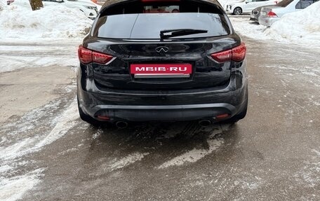Infiniti QX70, 2013 год, 2 200 000 рублей, 4 фотография