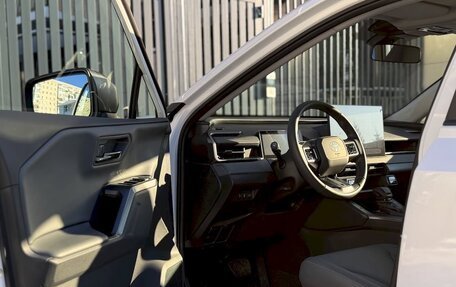 Toyota RAV4, 2026 год, 4 900 000 рублей, 28 фотография