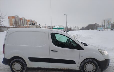 Peugeot Partner II рестайлинг 2, 2012 год, 500 000 рублей, 11 фотография