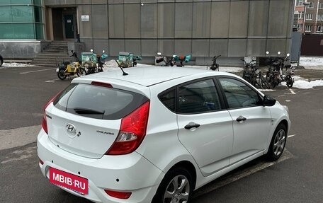 Hyundai Solaris II рестайлинг, 2013 год, 720 000 рублей, 5 фотография