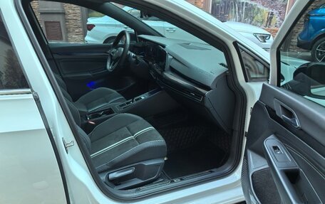 Volkswagen Golf VIII, 2022 год, 1 999 800 рублей, 14 фотография