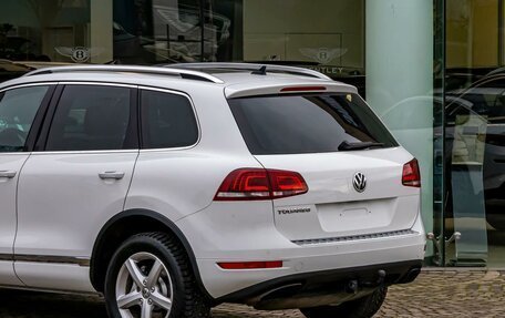 Volkswagen Touareg III, 2013 год, 1 895 000 рублей, 10 фотография