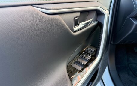 Toyota RAV4, 2025 год, 4 450 000 рублей, 4 фотография