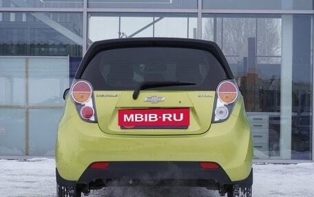 Chevrolet Spark III, 2011 год, 570 000 рублей, 6 фотография