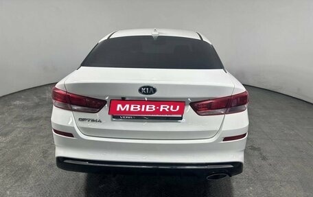 KIA Optima IV, 2019 год, 1 800 000 рублей, 5 фотография