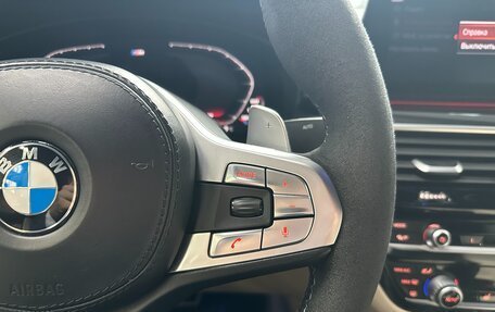 BMW 5 серия, 2018 год, 3 890 000 рублей, 14 фотография