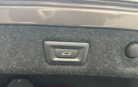 BMW 5 серия, 2018 год, 3 890 000 рублей, 31 фотография