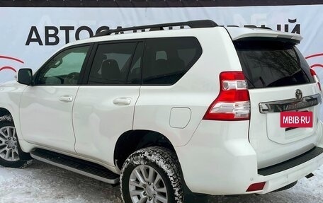 Toyota Land Cruiser Prado 150 рестайлинг 2, 2015 год, 3 249 888 рублей, 4 фотография