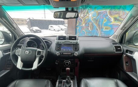 Toyota Land Cruiser Prado 150 рестайлинг 2, 2015 год, 3 249 888 рублей, 13 фотография