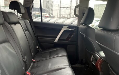 Toyota Land Cruiser Prado 150 рестайлинг 2, 2015 год, 3 249 888 рублей, 11 фотография