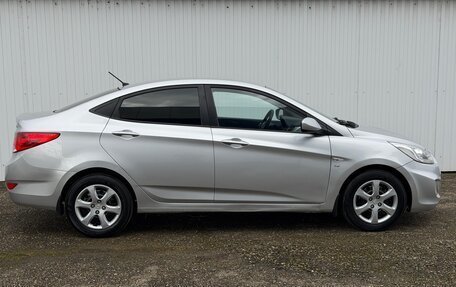 Hyundai Solaris II рестайлинг, 2013 год, 859 999 рублей, 6 фотография