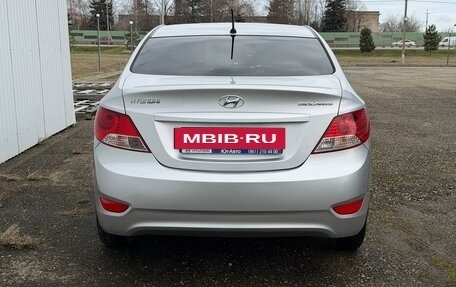 Hyundai Solaris II рестайлинг, 2013 год, 859 999 рублей, 8 фотография
