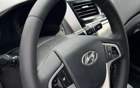 Hyundai Solaris II рестайлинг, 2013 год, 859 999 рублей, 14 фотография