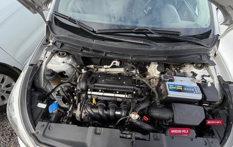 Hyundai Solaris II рестайлинг, 2013 год, 859 999 рублей, 16 фотография