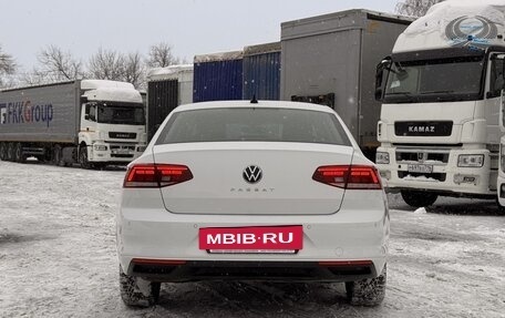 Volkswagen Passat B8 рестайлинг, 2021 год, 2 300 000 рублей, 9 фотография