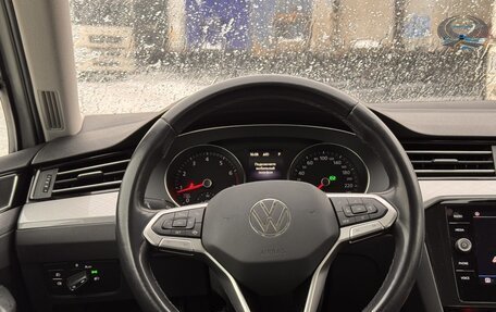 Volkswagen Passat B8 рестайлинг, 2021 год, 2 300 000 рублей, 18 фотография