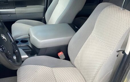 Toyota Tundra II, 2010 год, 2 800 000 рублей, 10 фотография