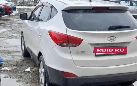 Hyundai ix35 I рестайлинг, 2014 год, 1 000 000 рублей, 4 фотография