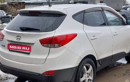 Hyundai ix35 I рестайлинг, 2014 год, 1 000 000 рублей, 3 фотография