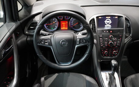 Opel Astra J, 2011 год, 825 000 рублей, 14 фотография