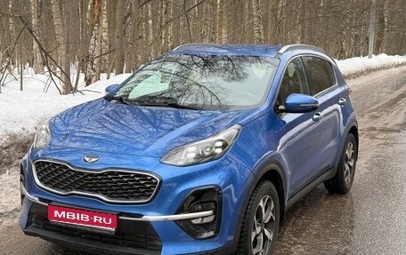 KIA Sportage IV рестайлинг, 2019 год, 2 070 000 рублей, 1 фотография