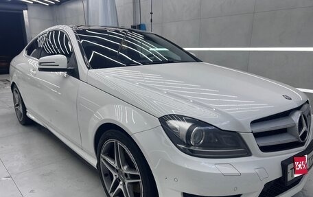 Mercedes-Benz C-Класс, 2013 год, 1 400 000 рублей, 1 фотография