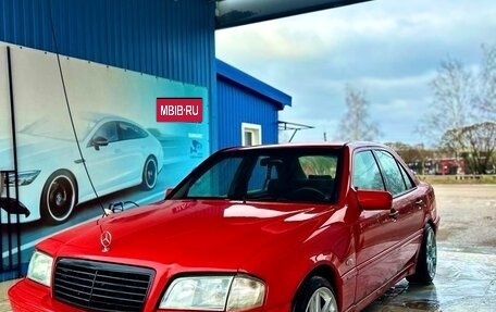 Mercedes-Benz C-Класс, 1997 год, 300 000 рублей, 1 фотография