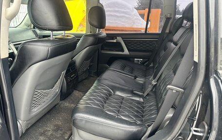 Toyota Land Cruiser 200, 2010 год, 2 120 000 рублей, 6 фотография