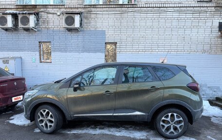 Renault Kaptur I рестайлинг, 2017 год, 1 450 000 рублей, 2 фотография