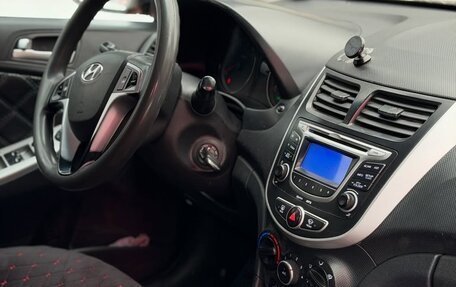 Hyundai Solaris II рестайлинг, 2013 год, 485 000 рублей, 4 фотография