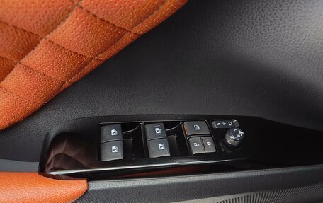 Toyota Camry, 2019 год, 3 100 000 рублей, 12 фотография