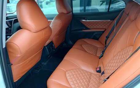 Toyota Camry, 2019 год, 3 100 000 рублей, 15 фотография