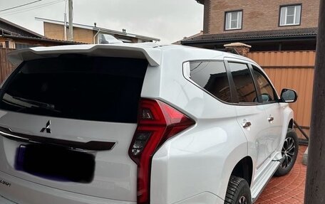 Mitsubishi Montero Sport, 2021 год, 4 550 000 рублей, 6 фотография