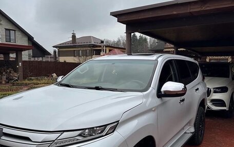 Mitsubishi Montero Sport, 2021 год, 4 550 000 рублей, 4 фотография