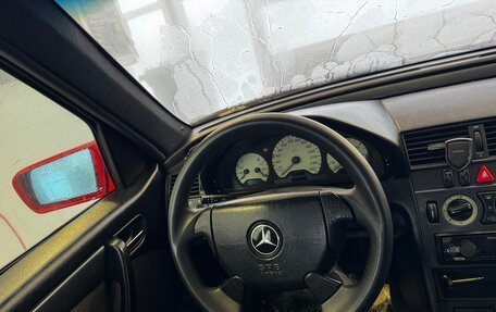 Mercedes-Benz C-Класс, 1997 год, 300 000 рублей, 12 фотография