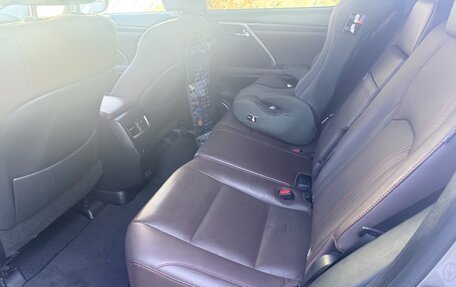 Lexus RX IV рестайлинг, 2019 год, 4 950 000 рублей, 12 фотография