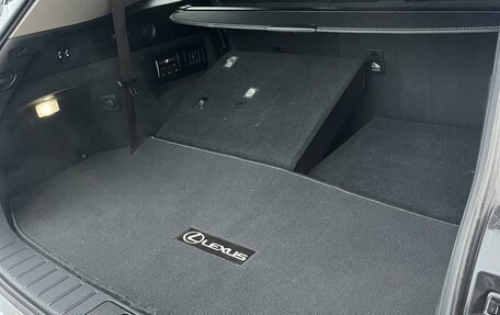 Lexus RX IV рестайлинг, 2018 год, 3 650 000 рублей, 8 фотография