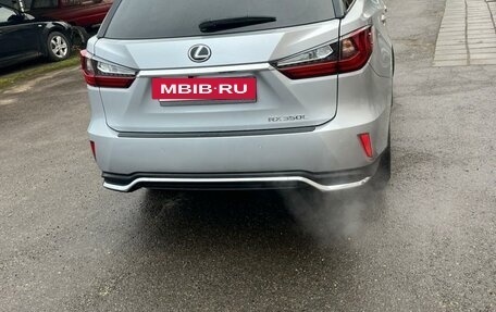 Lexus RX IV рестайлинг, 2018 год, 3 650 000 рублей, 5 фотография