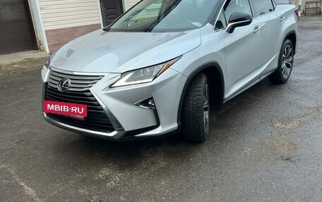 Lexus RX IV рестайлинг, 2018 год, 3 650 000 рублей, 12 фотография