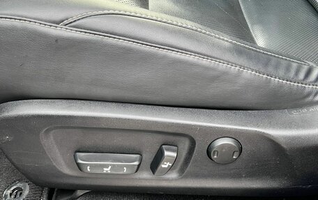 Lexus RX IV рестайлинг, 2018 год, 3 650 000 рублей, 23 фотография